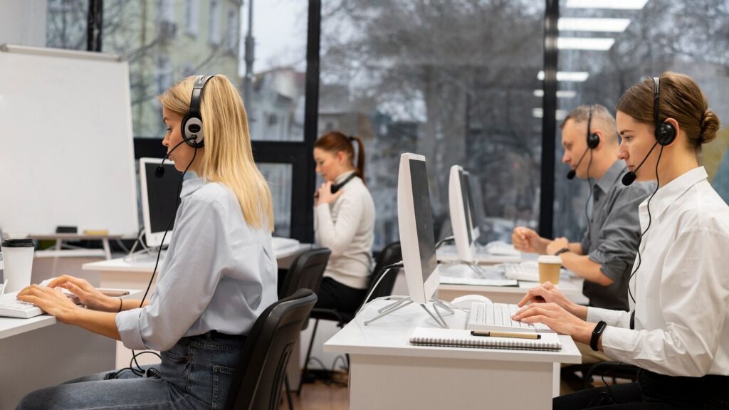 Enhance Customer Service with a Virtual Receptionist